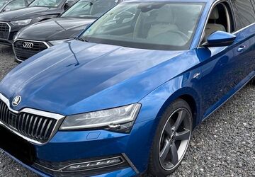 Skoda Superb 225.803 km 12.400 &euro; Frankfurt am Main, Westend-Süd 60325