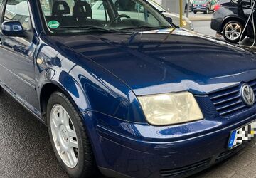 VW Bora 260.365 km 690 &euro; Frankfurt am Main 60316