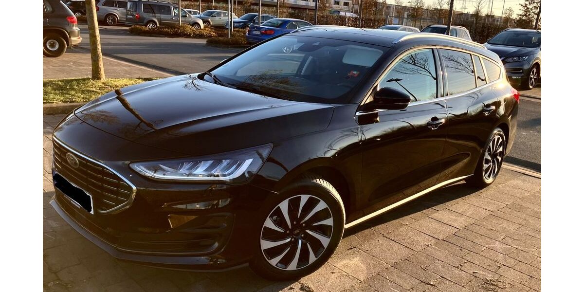 Ford Focus 21.000 km 19.400 &euro; Frankfurt 60438