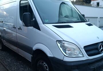 Mercedes-Benz Sprinter 79.978 km 9.990 &euro; Frankfurt am Main 65929