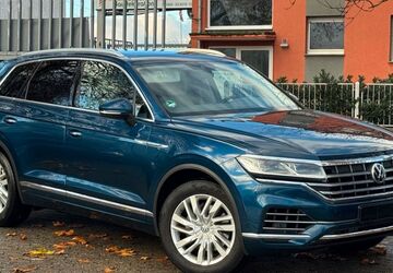 VW Touareg 155.700 km 37.500 &euro; Frankfurt am Main 65933