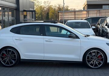 Hyundai i30 62.000 km 23.890 &euro; Seligenstadt 63500