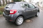 Dacia Sandero Laureate Klimaanlage+ Insp.+ TÜV 09.2027 389.885 km 2.845 &euro; Schwalbach/Taunus 65824
