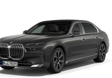 BMW i7 3.796 km 99.489 &euro; Frankfurt 60314