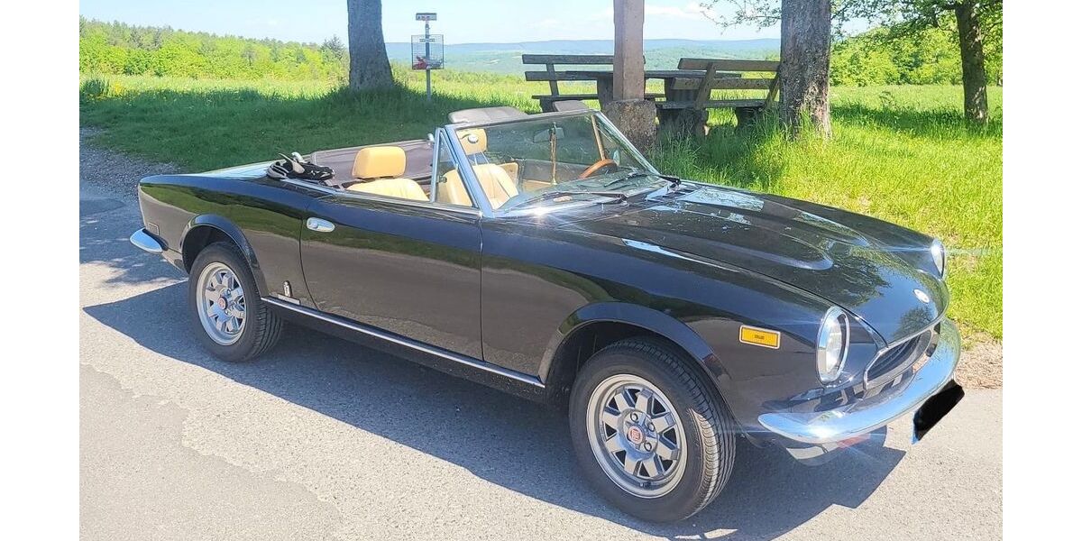 Fiat 124 Spider 237.000 km 16.500 &euro; Hanau 63456