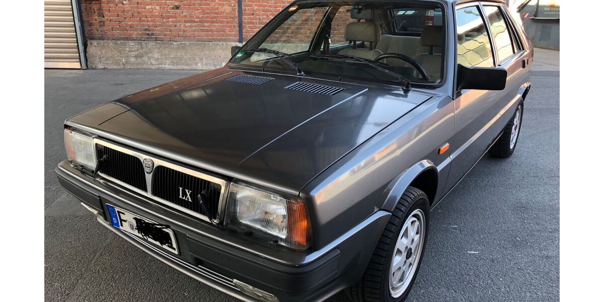 Lancia Delta 113.000 km 10.800 &euro; Frankfurt/M 60318