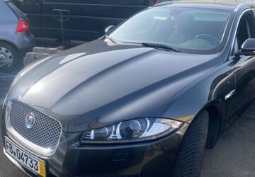 Jaguar XF 355.854 km 2.999 &euro; Friedberg 61169