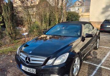 Mercedes-Benz E 350 268.000 km 8.999 &euro; Frankfurt 60486