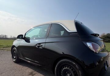 Opel Adam 104.000 km 9.600 &euro; Egelsbach 63329