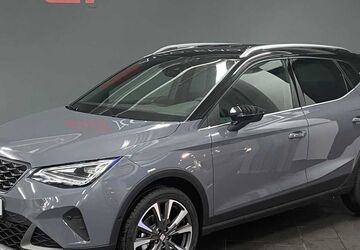 Seat Arona 4.950 km 24.082 &euro; Offenbach 63069