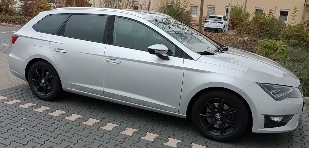 Seat Leon 101.000 km 12.000 &euro; Hofheim am Taunus 65719