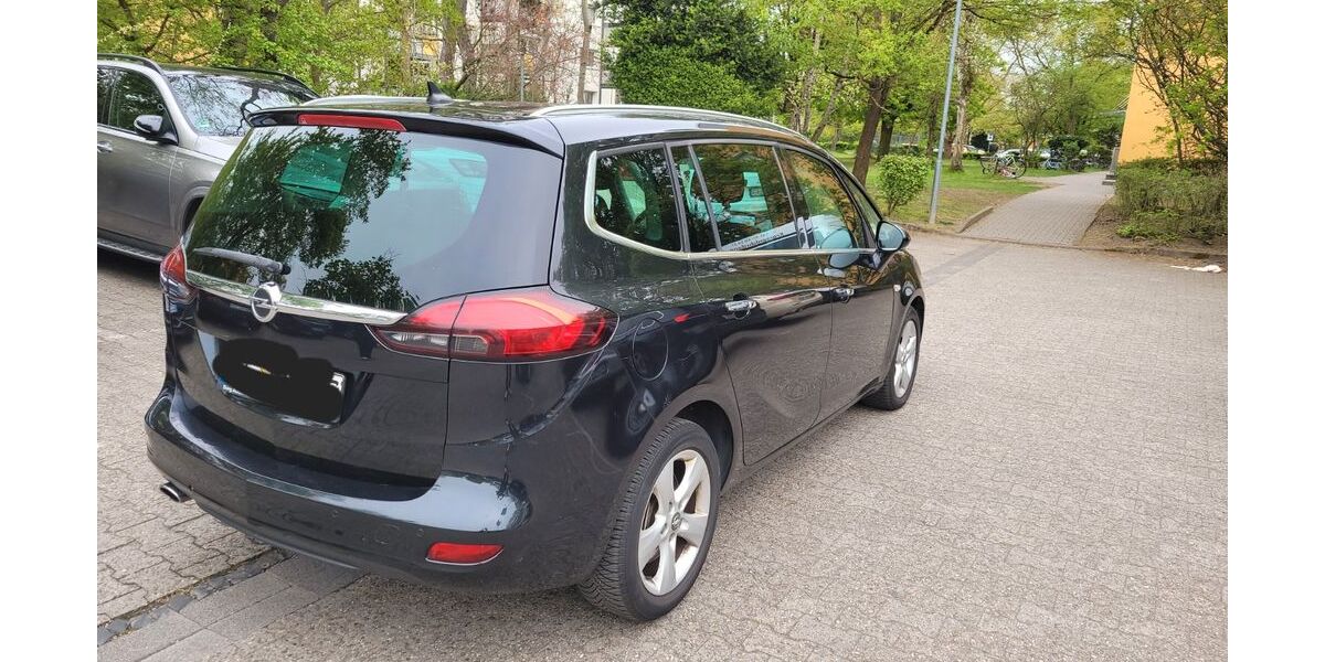 Opel Zafira Tourer 326.000 km 2.990 &euro; Rüsselsheim 65428