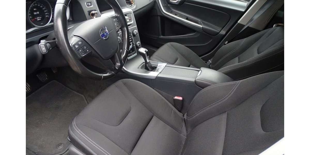 Volvo S60 Kinetic Klima, Navigation 196.500 km 7.999 &euro; Rodgau 63110