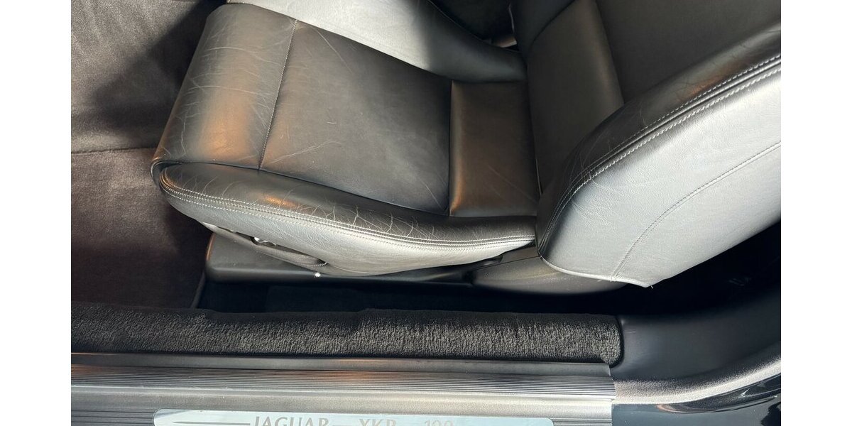 Jaguar XKR -R Coupe X100 limited RHD/Brembo/Recaro 75.200 km 23.500 &euro; Dreieich 63303