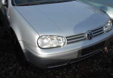 VW Golf 221.387 km 1.498 &euro; Wöllstadt 61206