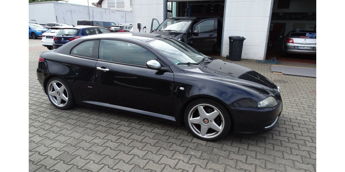 Alfa Romeo GT 2.0 16V JTS Progression Sportiva TÜV neu 114.800 km 3.490 &euro; Rodgau 63110