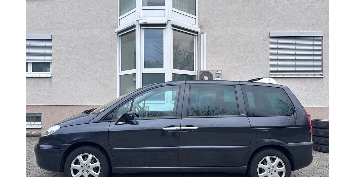 Peugeot 807 176.626 km 3.899 &euro; Sulzbach 65812