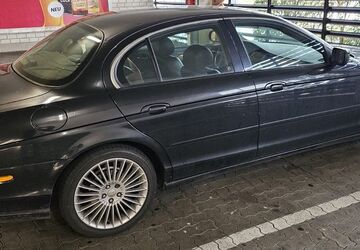 Jaguar S-Type 312.000 km 1.800 &euro; Bad Vilbel 61118