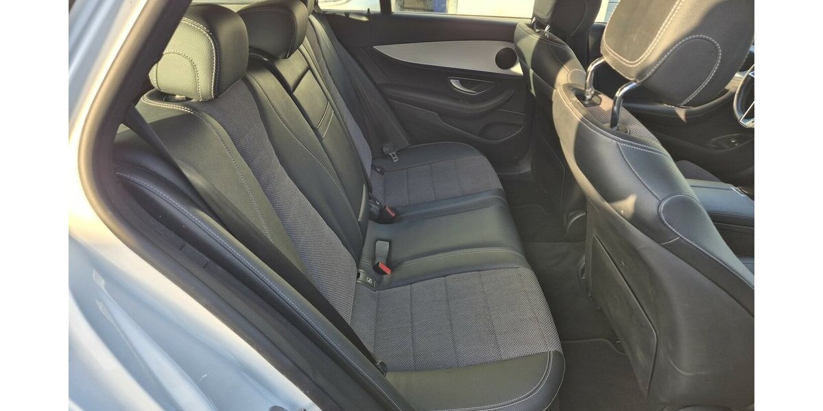 Mercedes-Benz E 300 e T Avantgarde AHK, LED, Rückfahrkamera, App 55.700 km 29.990 &euro; Rodgau 63110