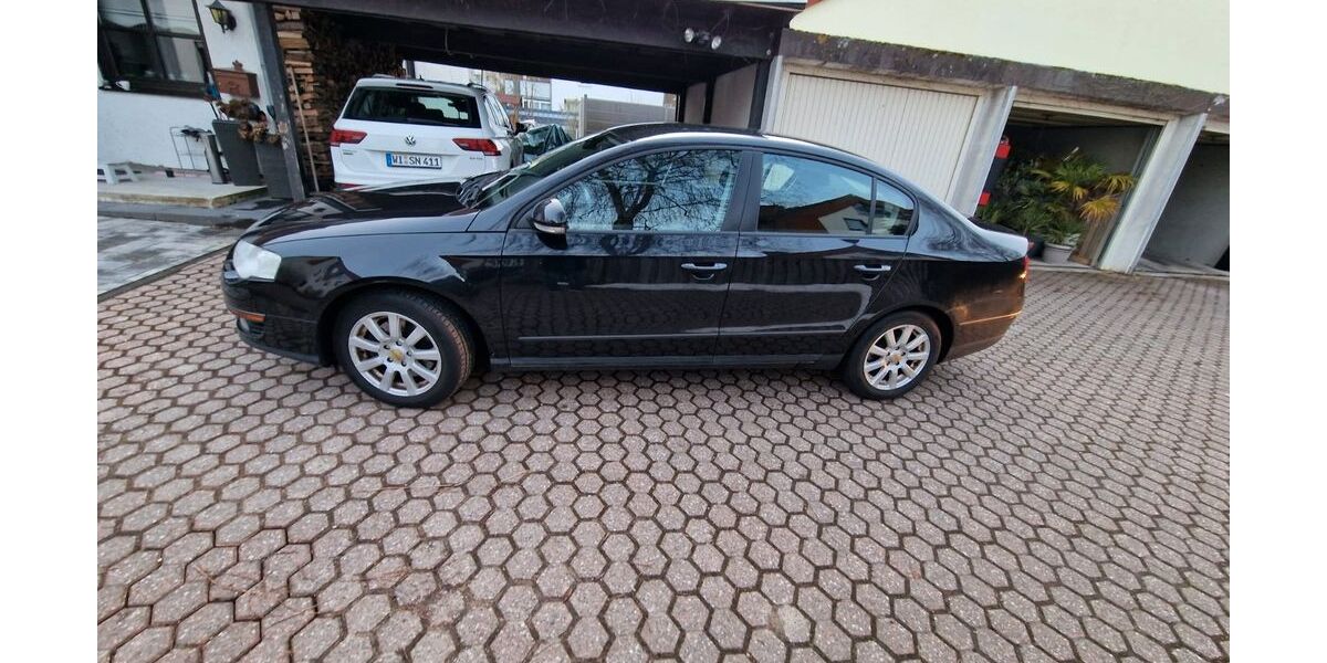 VW Passat 256.100 km 2.450 &euro; Engenhahn 65527