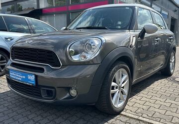 Mini Countryman S (Cooper) 152.267 km 9.499 &euro; Hanau 63450