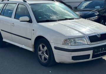 Skoda Octavia 320.073 km 600 &euro; Ober Mörlen 61239