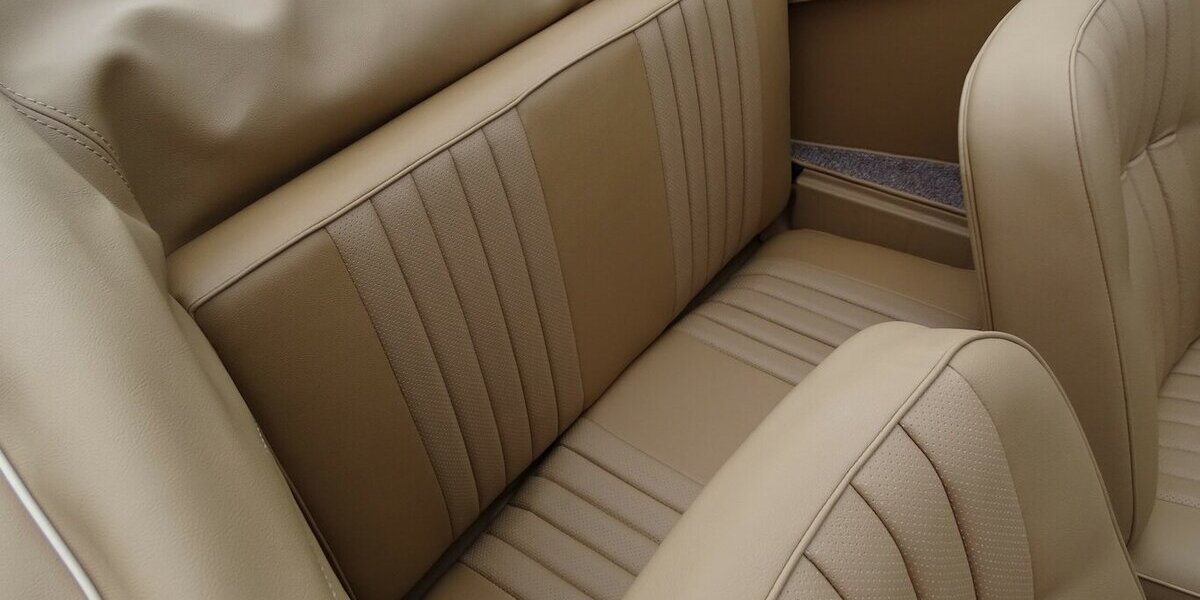 VW Karmann Ghia Cabrio vollständig restauriert 1.200 km 63.990 &euro; Rodgau 63110