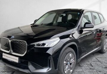 BMW iX1 22.675 km 33.388 &euro; Frankfurt 60314