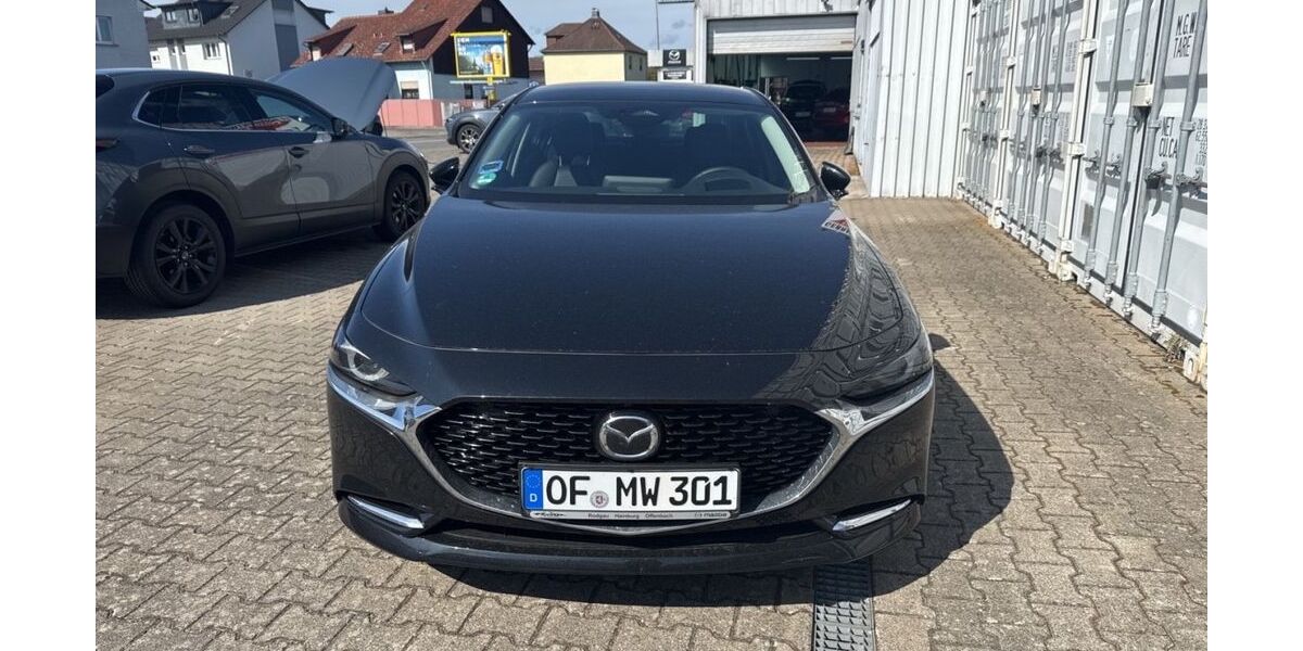 Mazda 3 8.000 km 29.999 &euro; Rodgau 63110