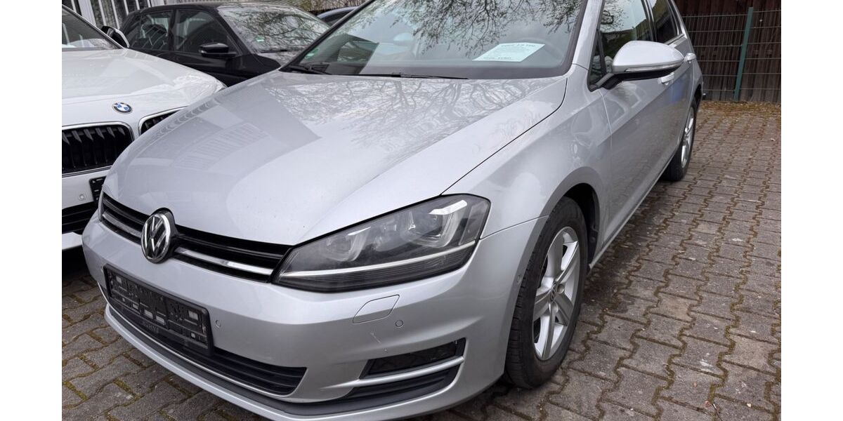 VW Golf 229.400 km 9.300 &euro; Frankfurt am Main 60528