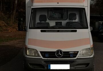 Mercedes-Benz Sprinter 310.050 km 9.990 &euro; Frankfurt am Main 65929