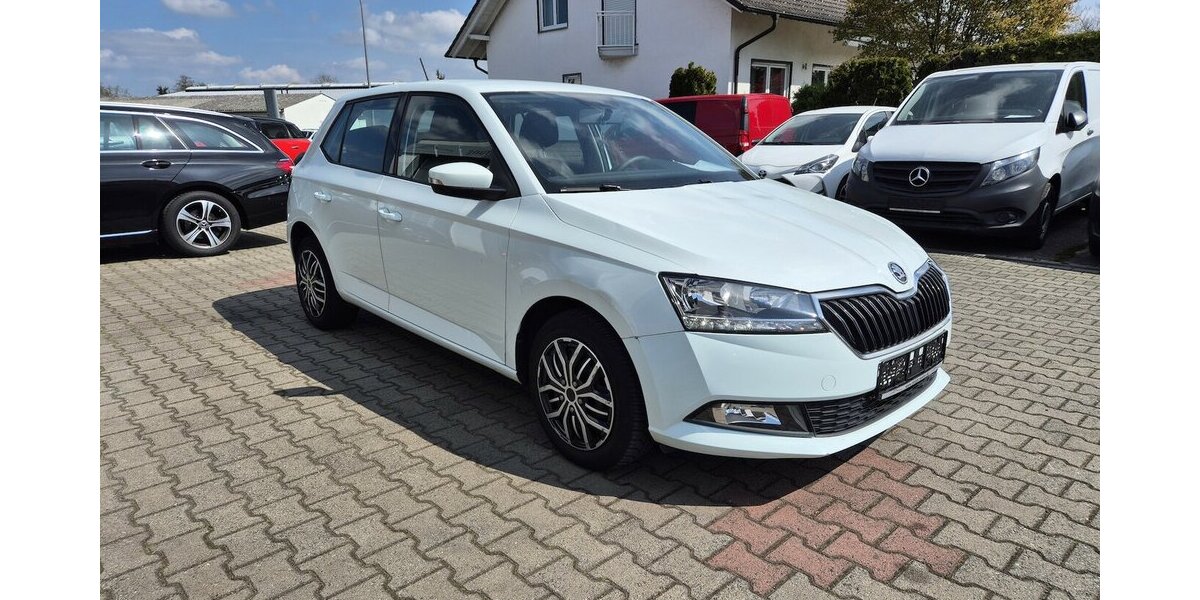Skoda Fabia Cool Plus 127.420 km 7.890 &euro; Rodgau 63110