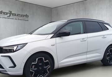 Opel Grandland (X) 46.149 km 27.950 &euro; Rüsselsheim 65428