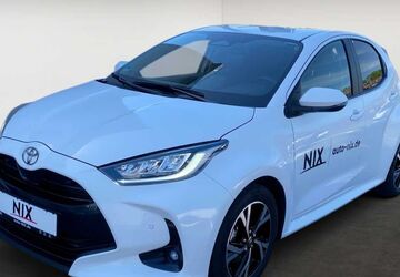 Toyota Yaris 15.000 km 25.900 &euro; Frankfurt 60314