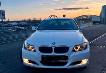 BMW 318 171.000 km 6.750 &euro; Frankfurt am Main 60314