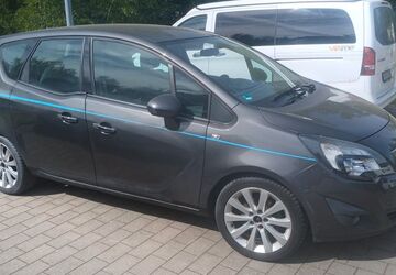 Opel Meriva 140.000 km 2.600 &euro; Frankfurt 60316
