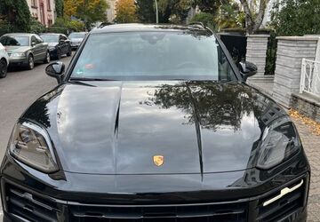 Porsche Cayenne 26.800 km 85.900 &euro; Frankfurt 60322