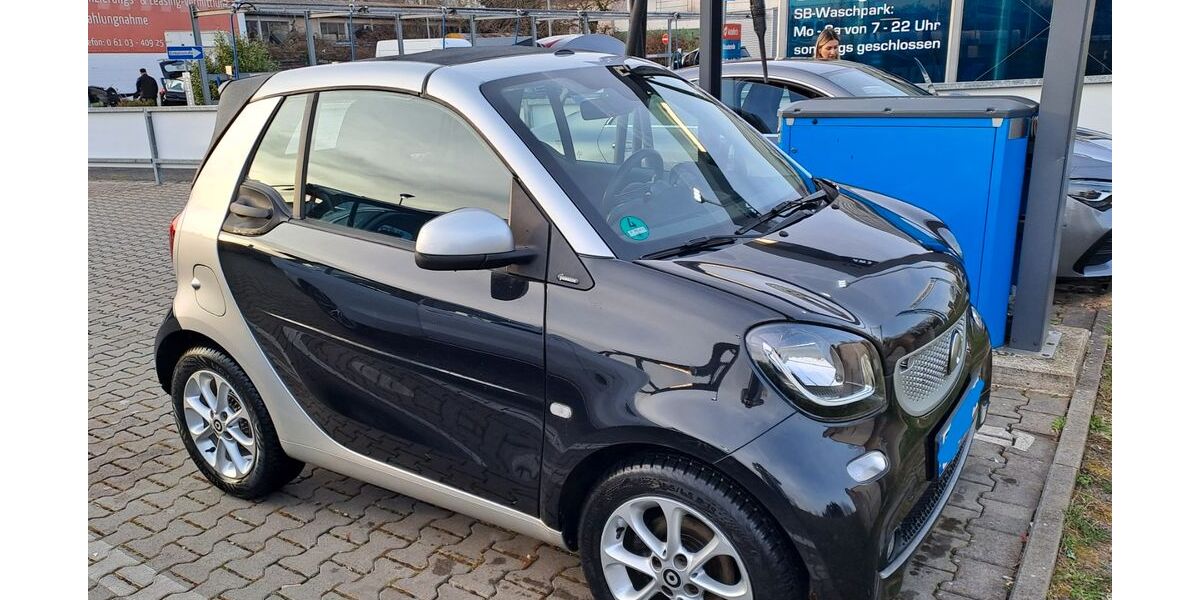 Smart ForTwo 36.850 km 10.600 &euro; Frankfurt am Main 60596