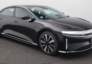 Lucid Air 16.990 km 78.572 &euro; Frankfurt 60388