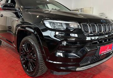 Jeep Compass 91.195 km 20.690 &euro; Ober Mörlen 61239