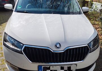 Skoda Fabia 69.827 km 10.490 &euro; Flörsheim am Main 65439