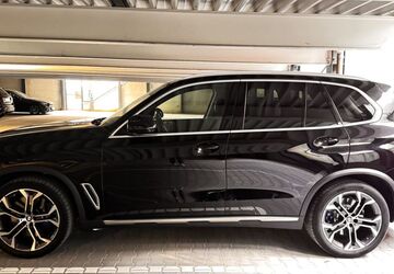 BMW X5 170.000 km 45.000 &euro; Frankfurt am Main 65929