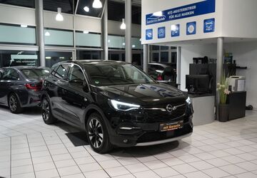 Opel Grandland (X) 63.572 km 17.900 &euro; Obertshausen 63179