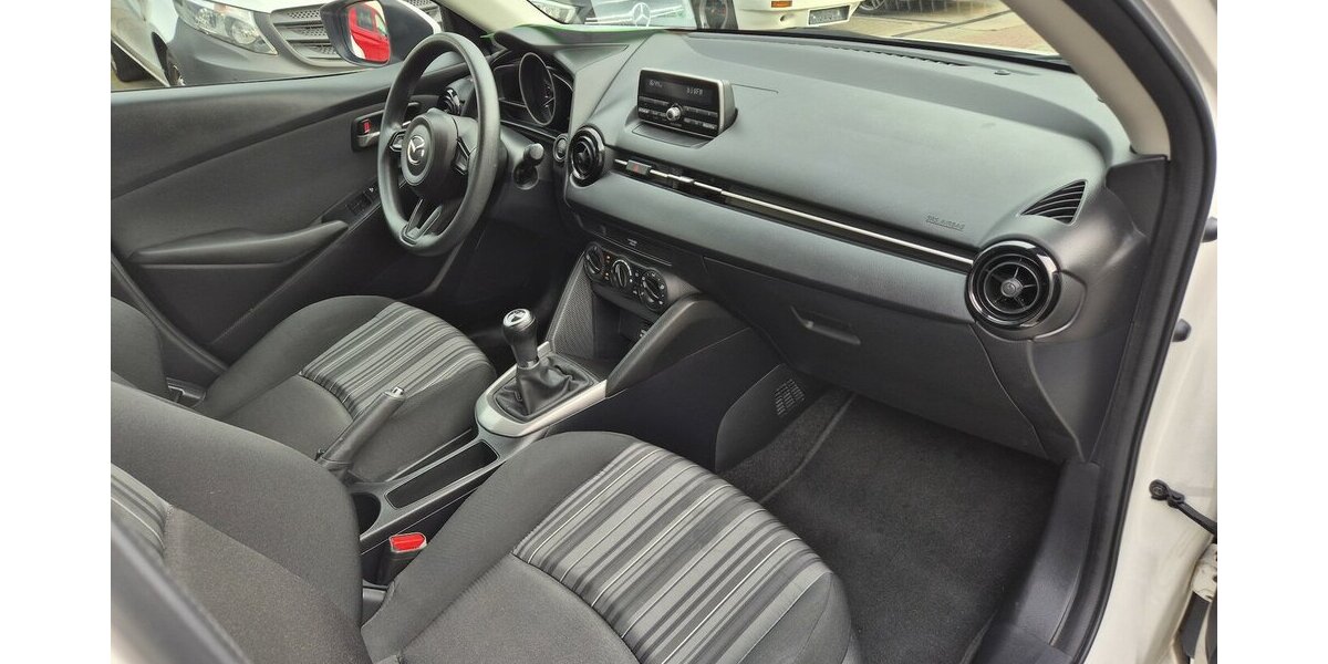 Mazda 2 Prime-Line, Klima 67.000 km 9.990 &euro; Rodgau 63110