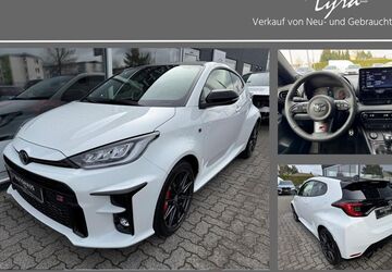 Toyota Yaris 4.464 km 39.880 &euro; Hanau 63456