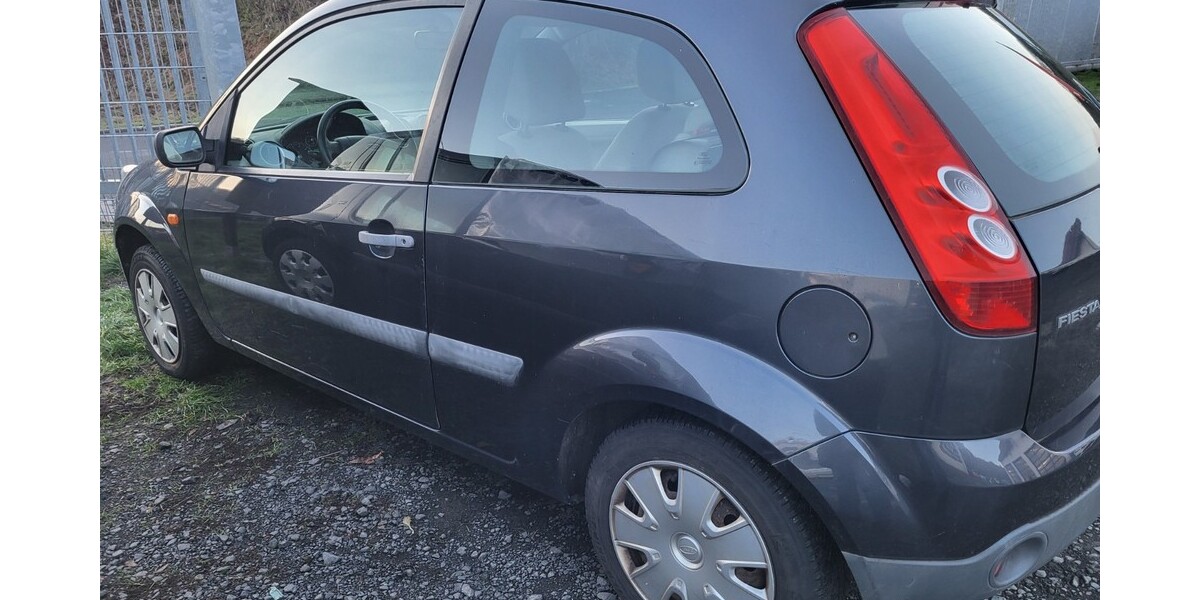 Ford Fiesta 149.059 km 1.600 &euro; Bischofsheim 65474