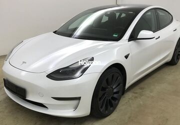 Tesla Model 3 49.103 km 31.249 &euro; Eschborn 65760