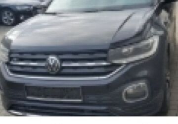 VW T-Cross 27.312 km 21.450 &euro; Frankfurt 60326