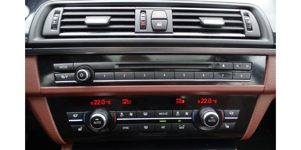 BMW 530d xDrive Leder, Panorama, Navigation, Bi-Xenon 305.861 km 8.990 &euro; Rodgau 63110