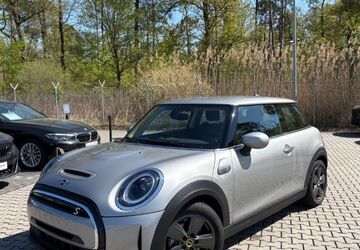 Mini Cooper SE 10.472 km 19.788 &euro; Rödermark 63322